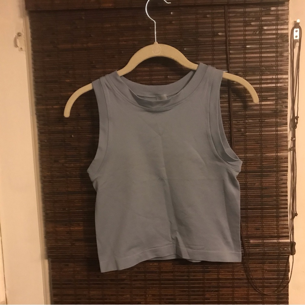 Now Dynamic  Cropped Tank